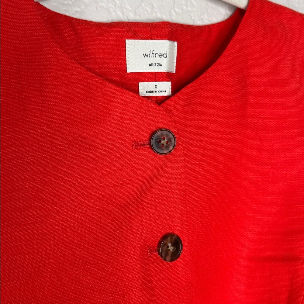 NEW Wilfred Aritzia Cruise Linen Regal Vest Cherry Red Sz 0 - Picture 3 of 8